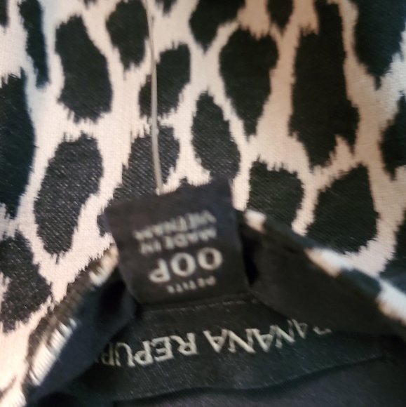 NWT PETITE LEPERD PRINT DRESS - Picture 3 of 4